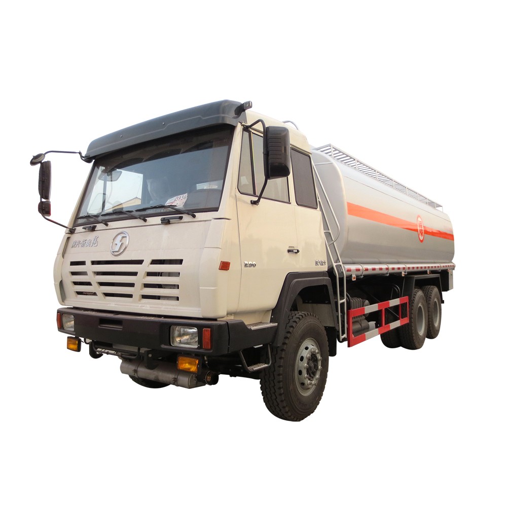 Kapal Tanker Minyak Shacman 5000 Gallon